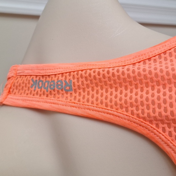 3/$20 Reebok Excersise 2-Top Bundle Size S/M - Picture 2 of 16